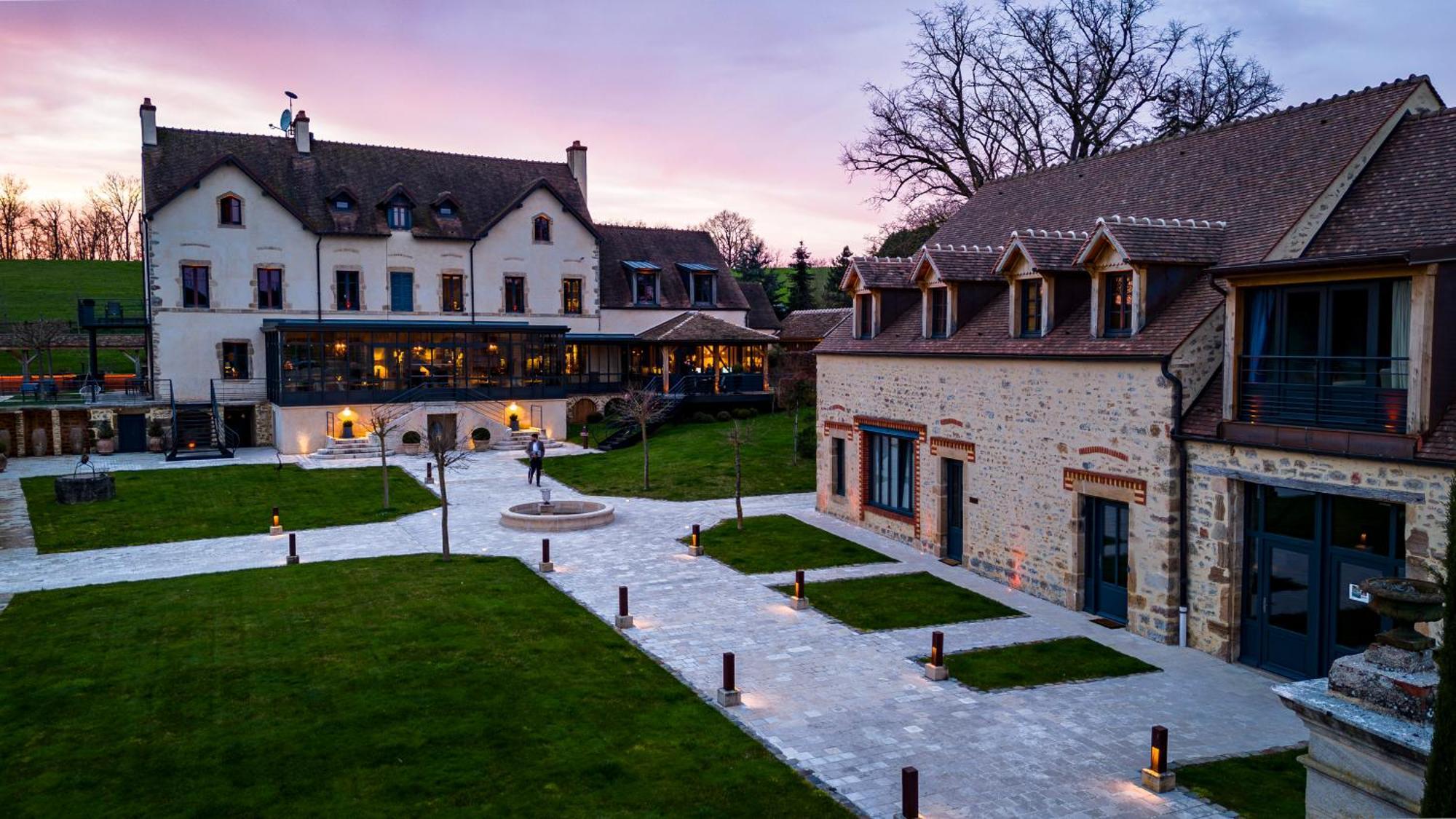 Domaine De Rymska & Spa - Relais & Chateaux Saint-Jean-de-Trezy Екстер'єр фото