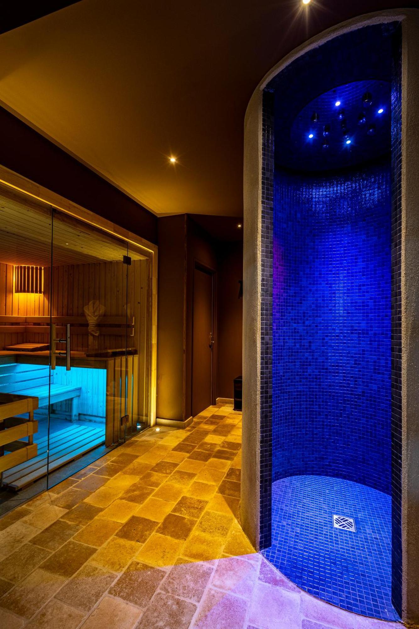 Domaine De Rymska & Spa - Relais & Chateaux Saint-Jean-de-Trezy Екстер'єр фото