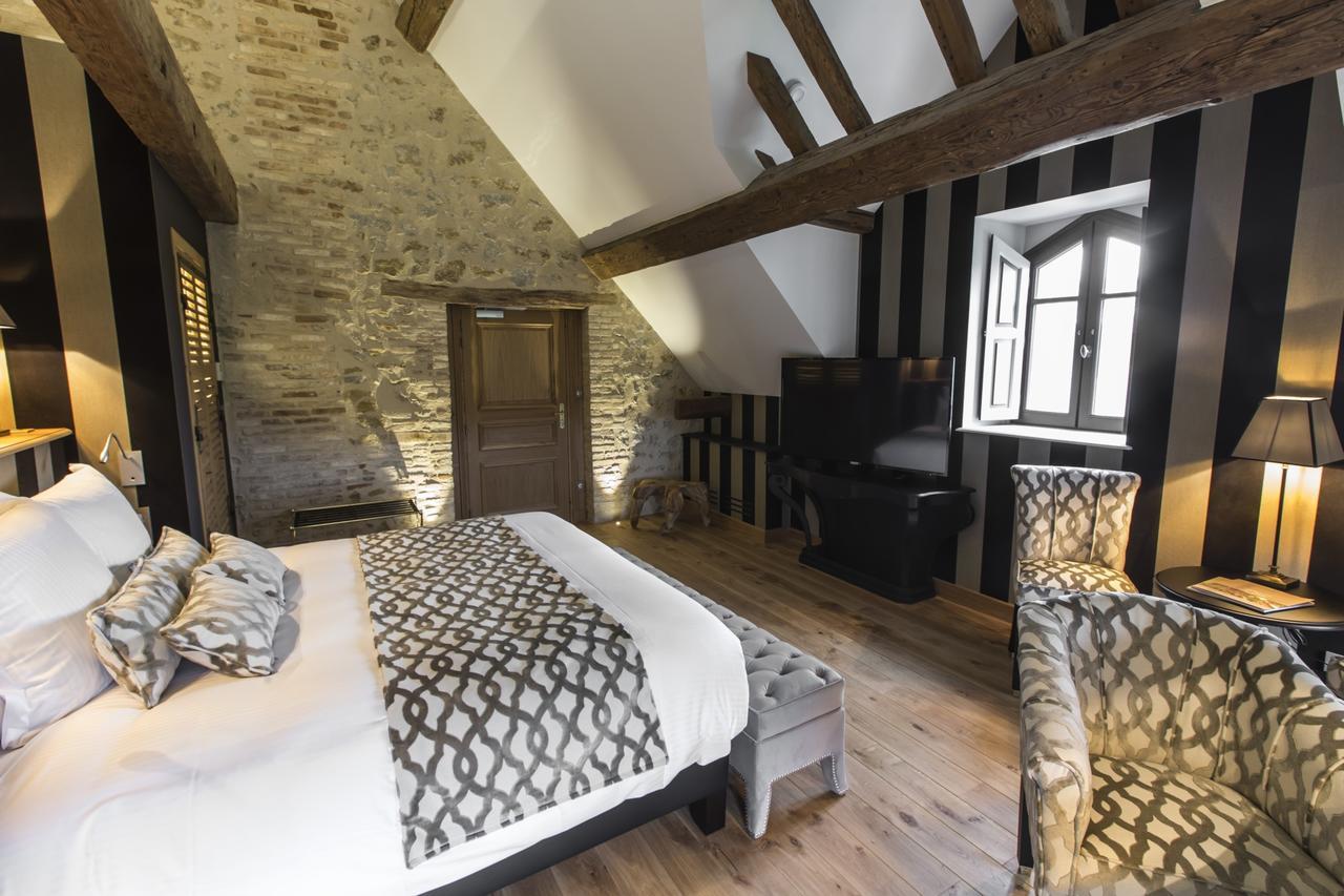 Domaine De Rymska & Spa - Relais & Chateaux Saint-Jean-de-Trezy Екстер'єр фото